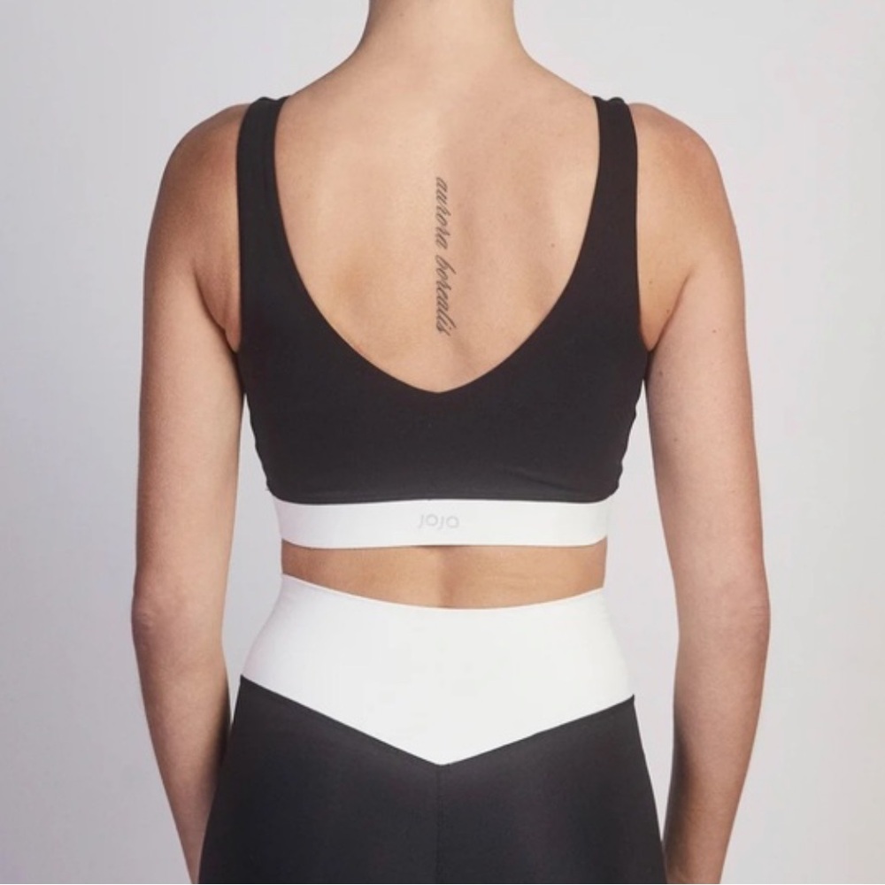 NWT Joja Drive Sports Bra - Black and White - Picture 3 of 7